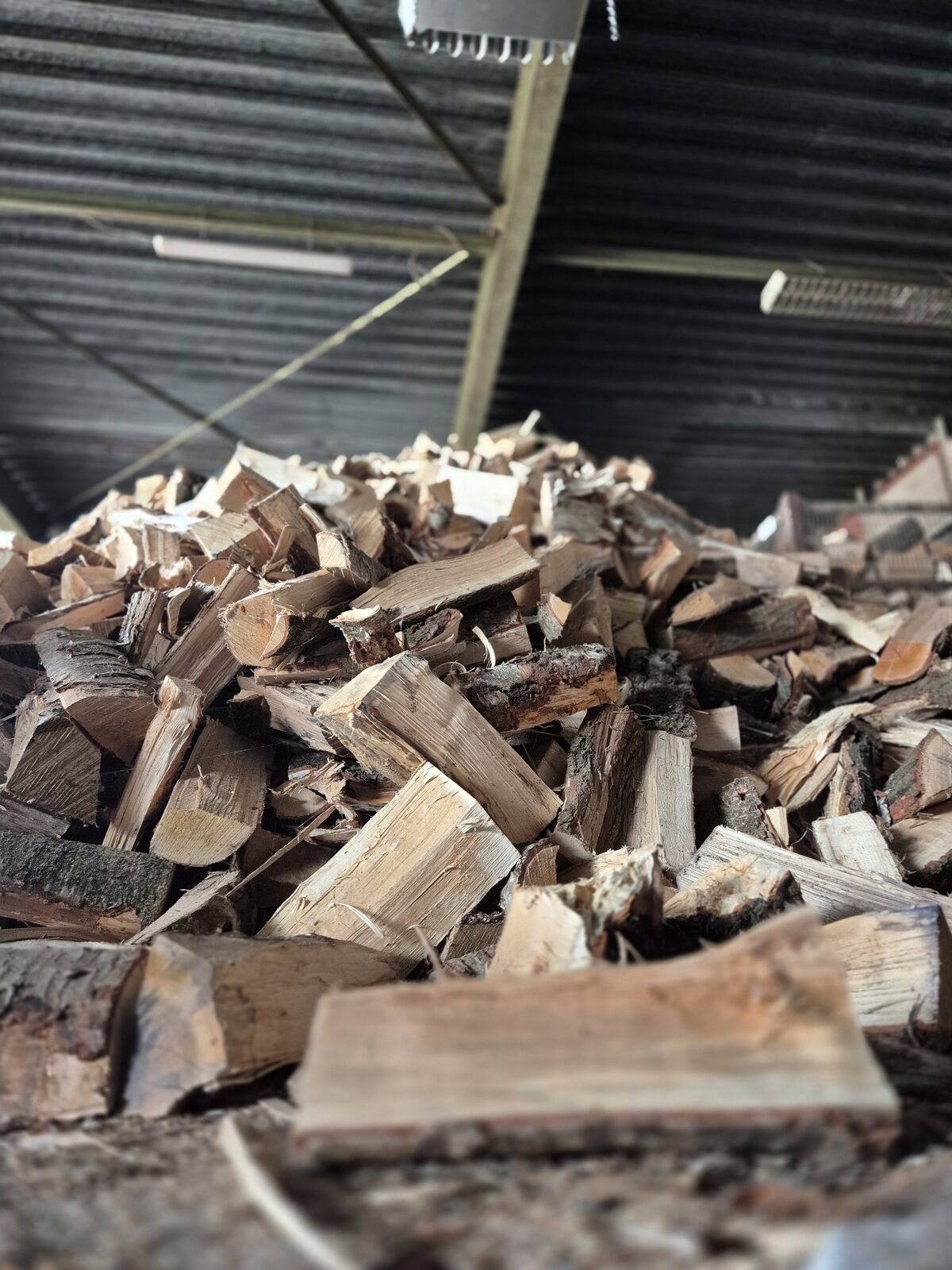 Houtsnippers en haardhout van Salomons BV